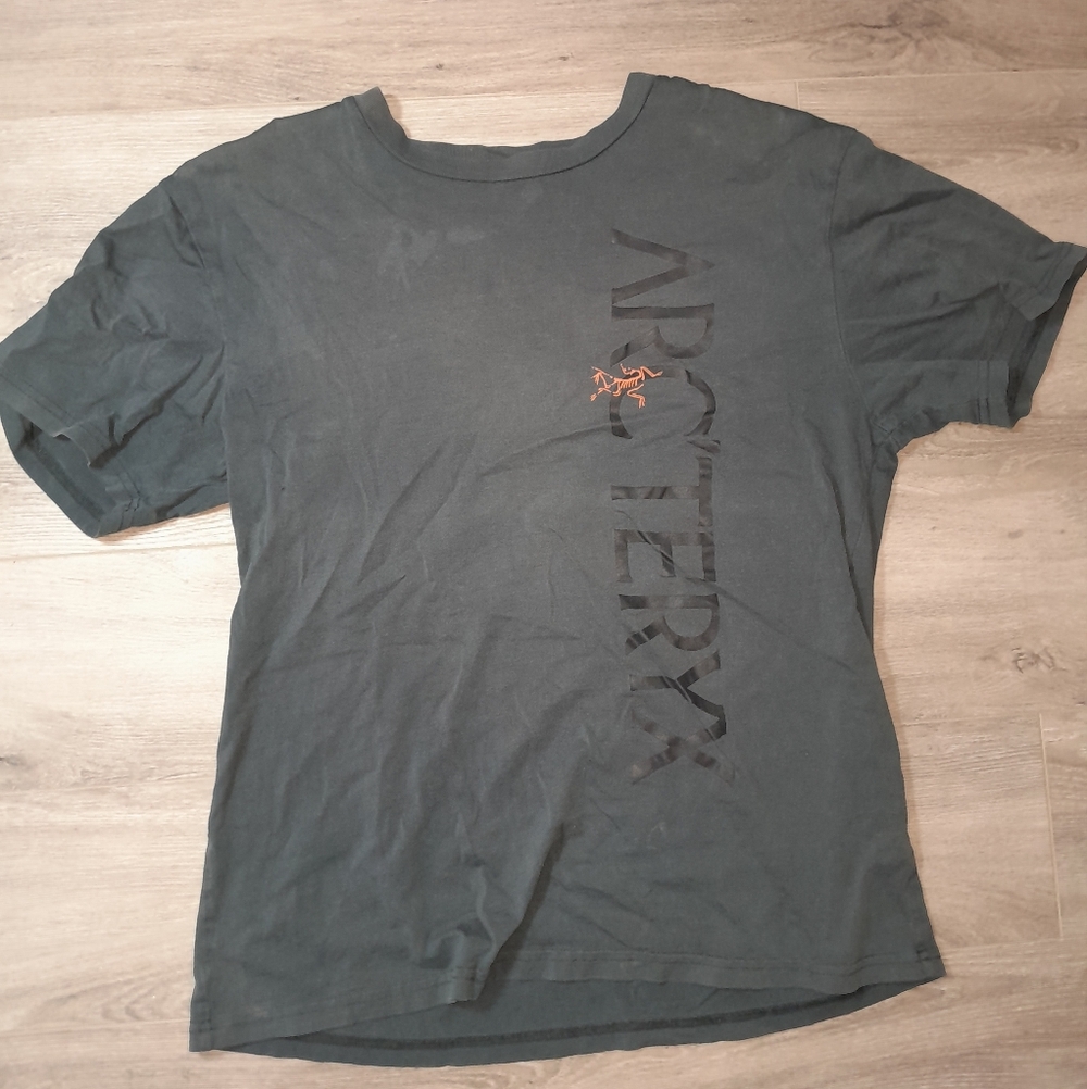 Arc'teryx Logo Tee Disc